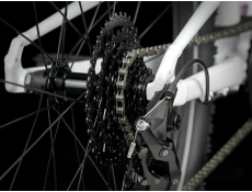 Rower Trek Wahoo 26" Path white prismatic