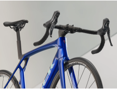 Rower szosowy Trek Madone SL 5 gen 8 hex blue