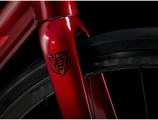 Rower szosowy Trek Domane AL 2 crimson to dark carmine fade 2026