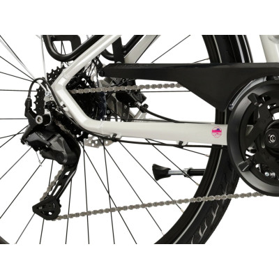 Rower trekkingowy Kross Trans 5.0 szaro-różowy 2025